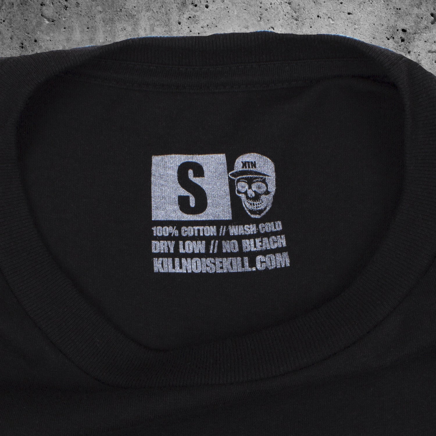 'Skull' T-Shirt - Gold Flake tag