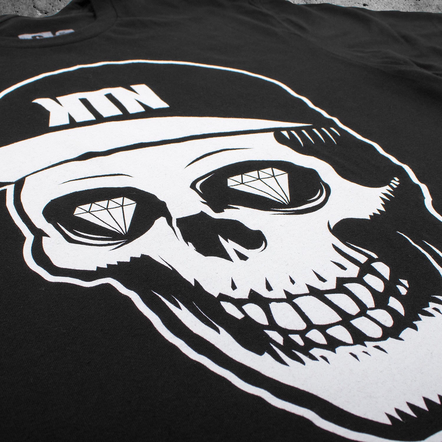 'Skull' T-Shirt - Black detail